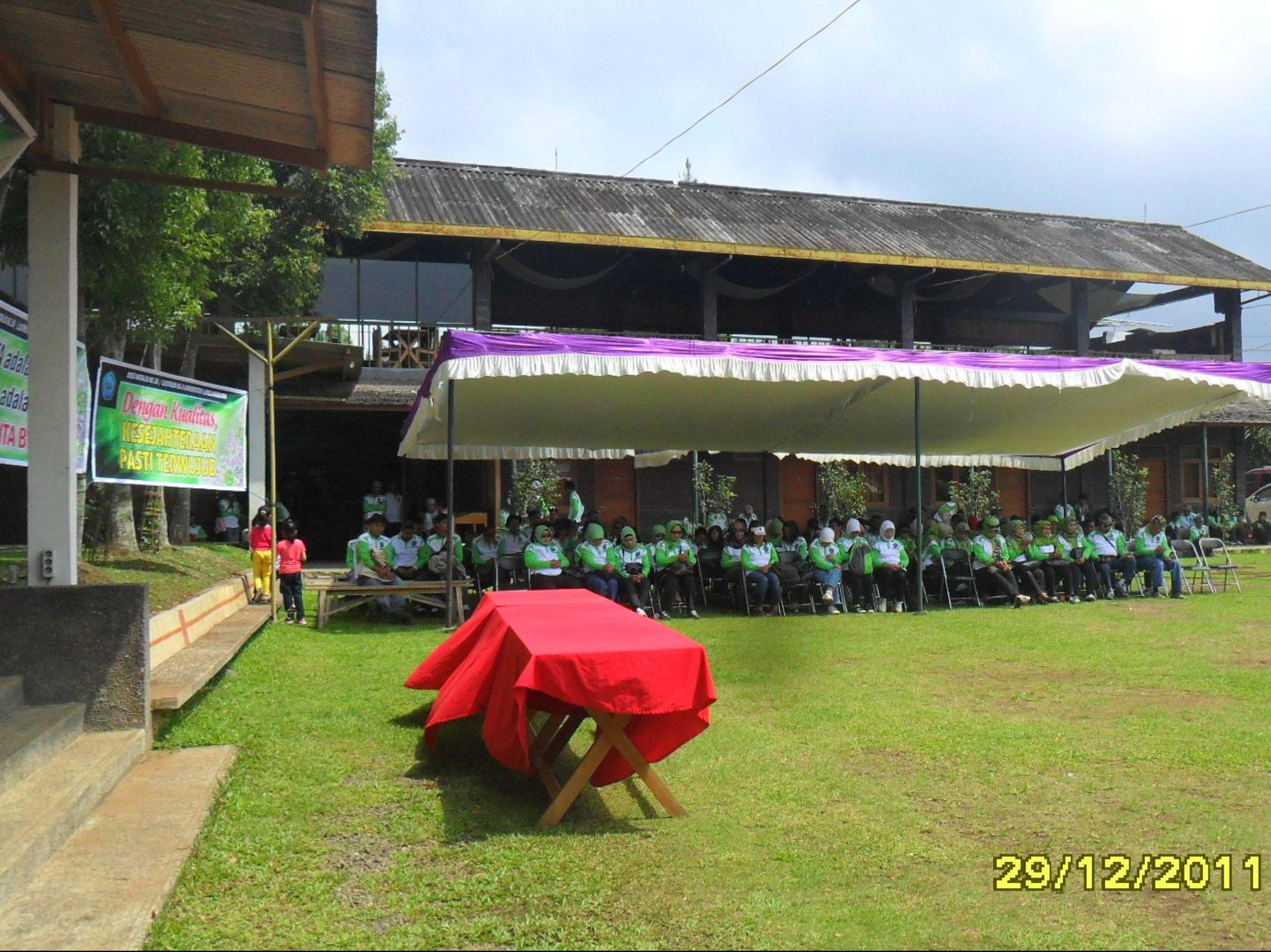 Nirwana Lembang By Zuzu 2* Bandung